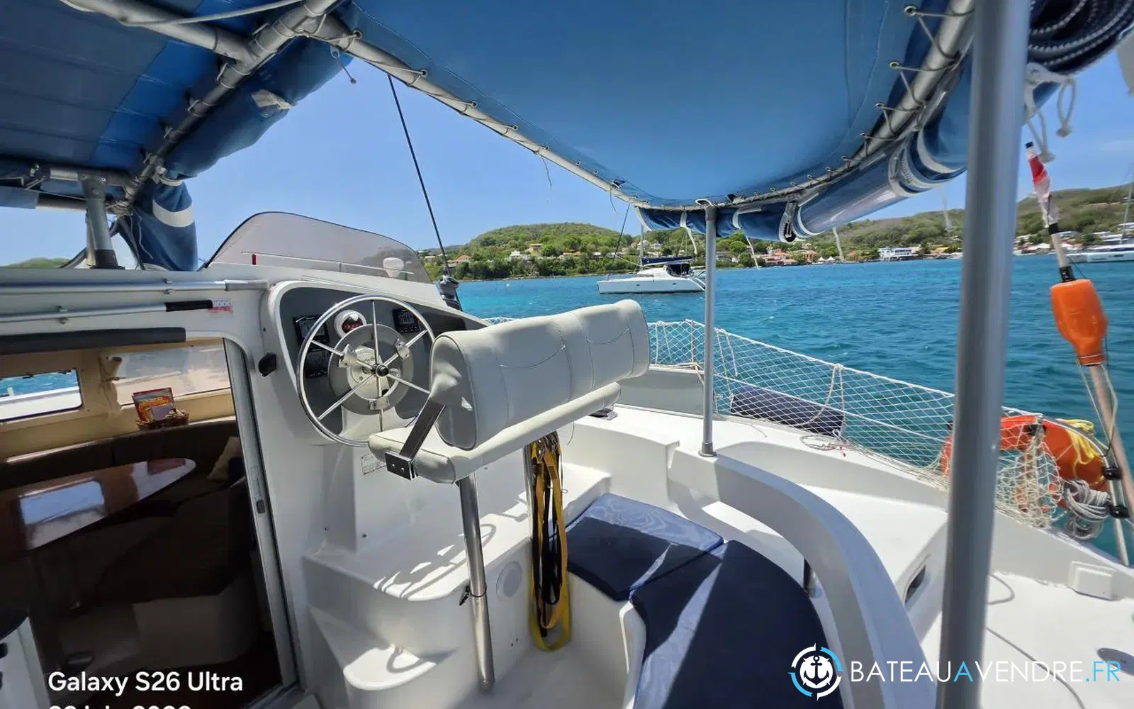 slider 12 Fountaine Pajot Lavezzi 40