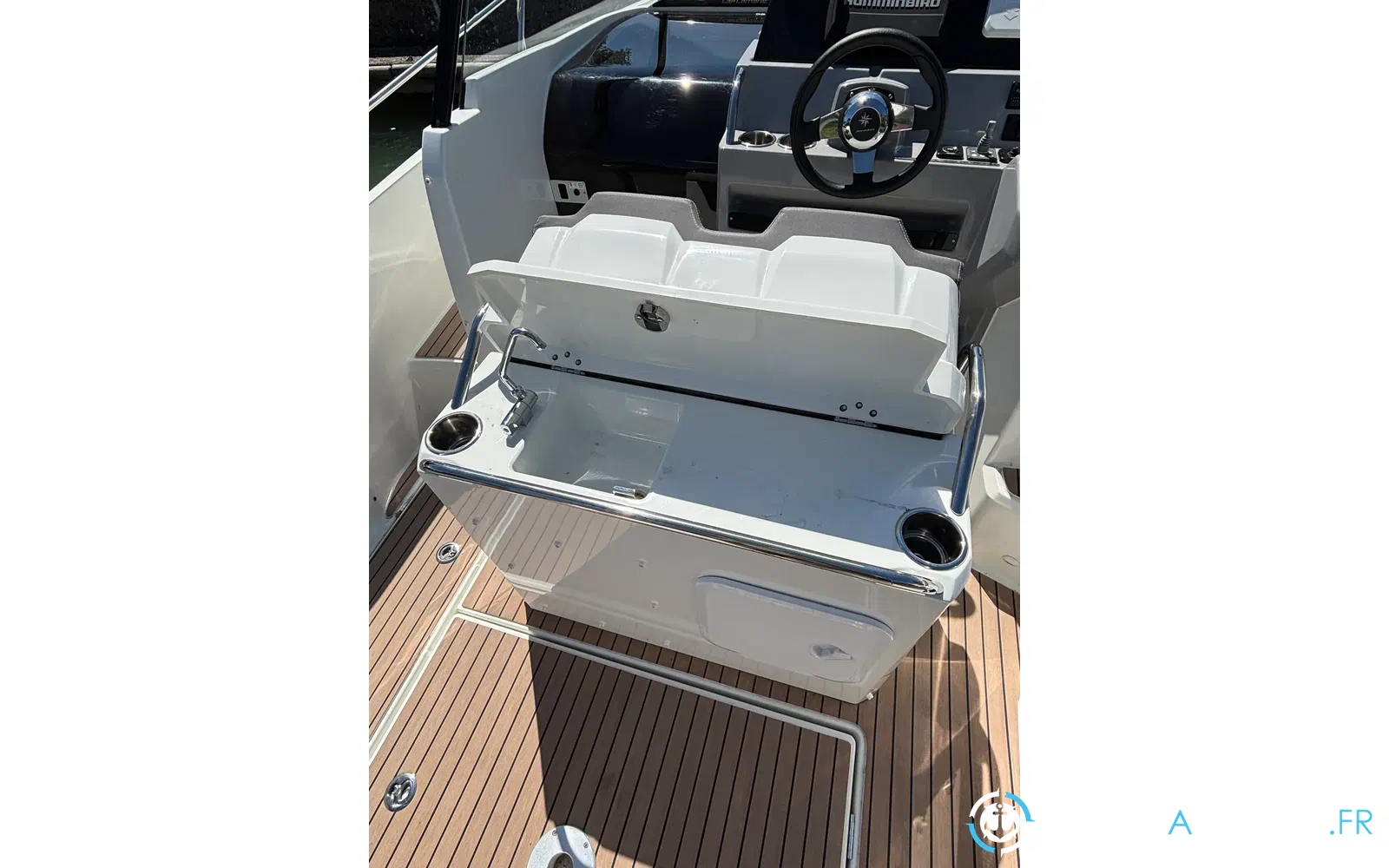 slider 9 Jeanneau Cap Camarat 7.5 WA Serie 3