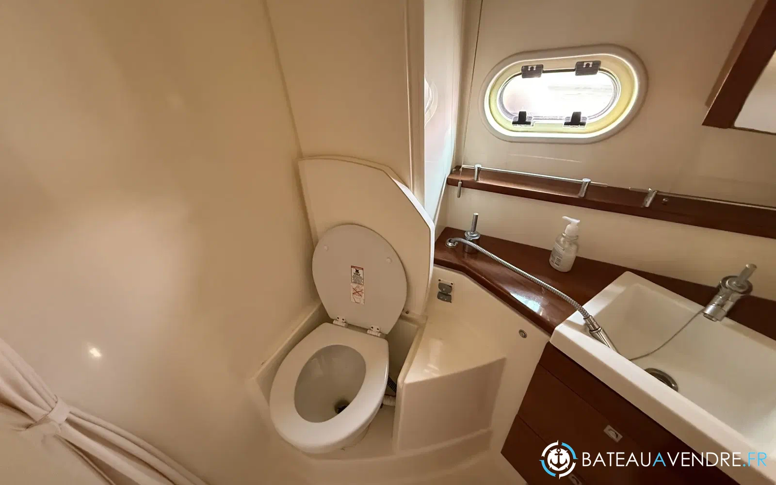 slider 23 Jeanneau Prestige 42 S