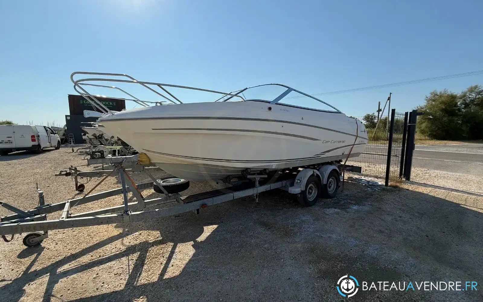 slider 22 Jeanneau Cap Camarat 6.5 DC