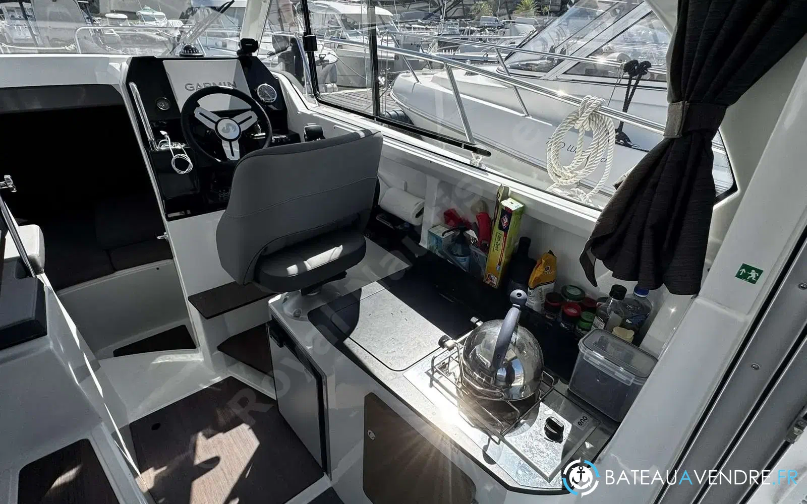 slider 13 Beneteau Antares 8 OB