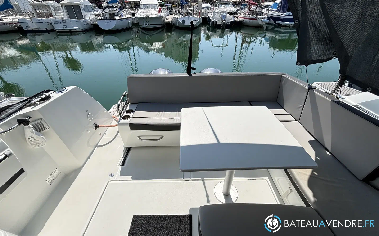 slider 4 Jeanneau Merry Fisher 895