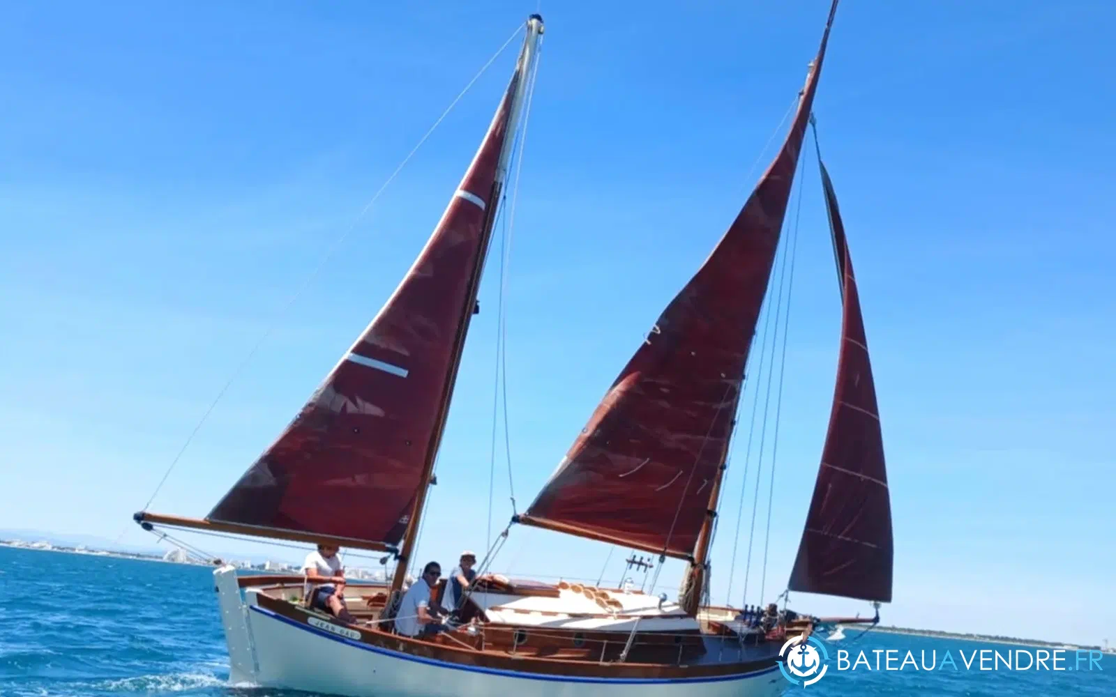 slider 0 Sirvent Tahiti Ketch