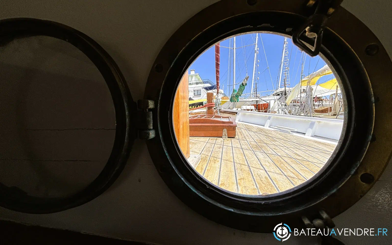 slider 25 Sirvent Tahiti Ketch