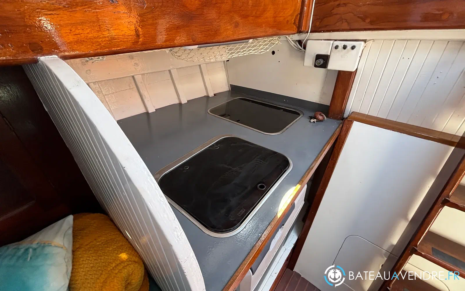 slider 24 Sirvent Tahiti Ketch