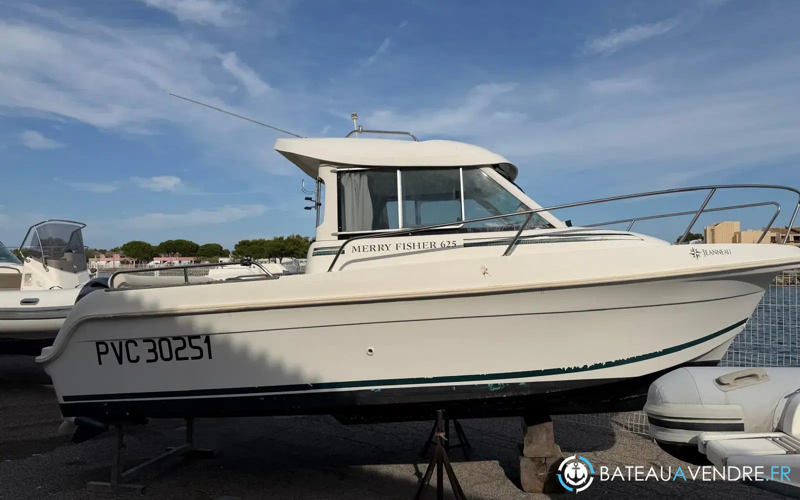 slider 0 Jeanneau Merry Fisher 625
