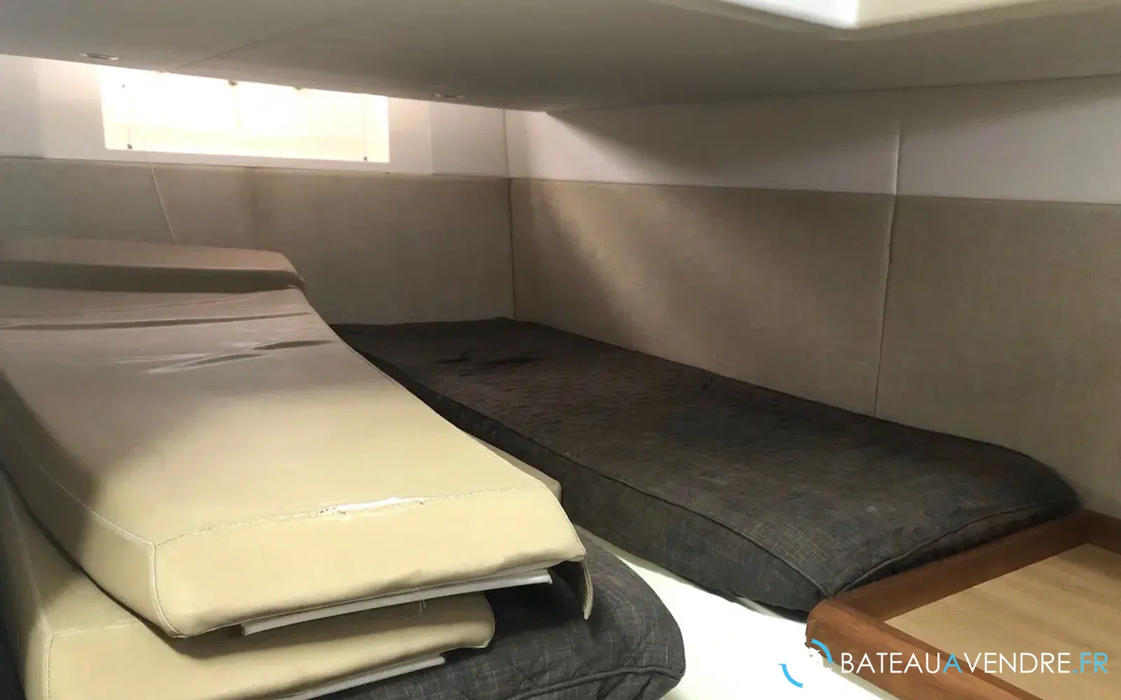 slider 12 Sealine SC 35