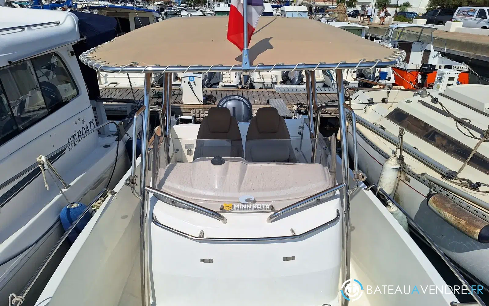 slider 9 Jeanneau Cap Camarat 7.5 CC