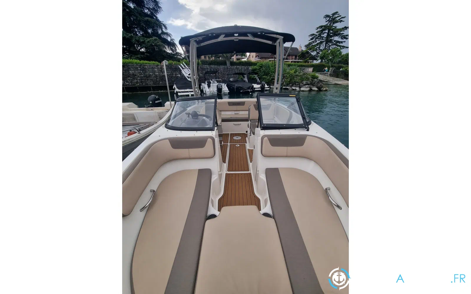 slider 5 Bayliner VR5 Bow Rider