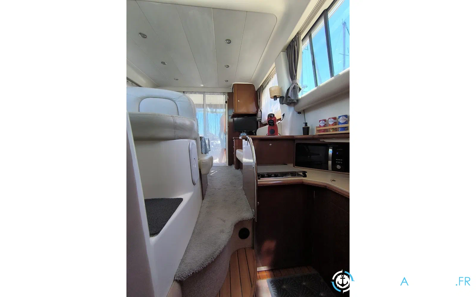 slider 16 Jeanneau Prestige 36 Fly