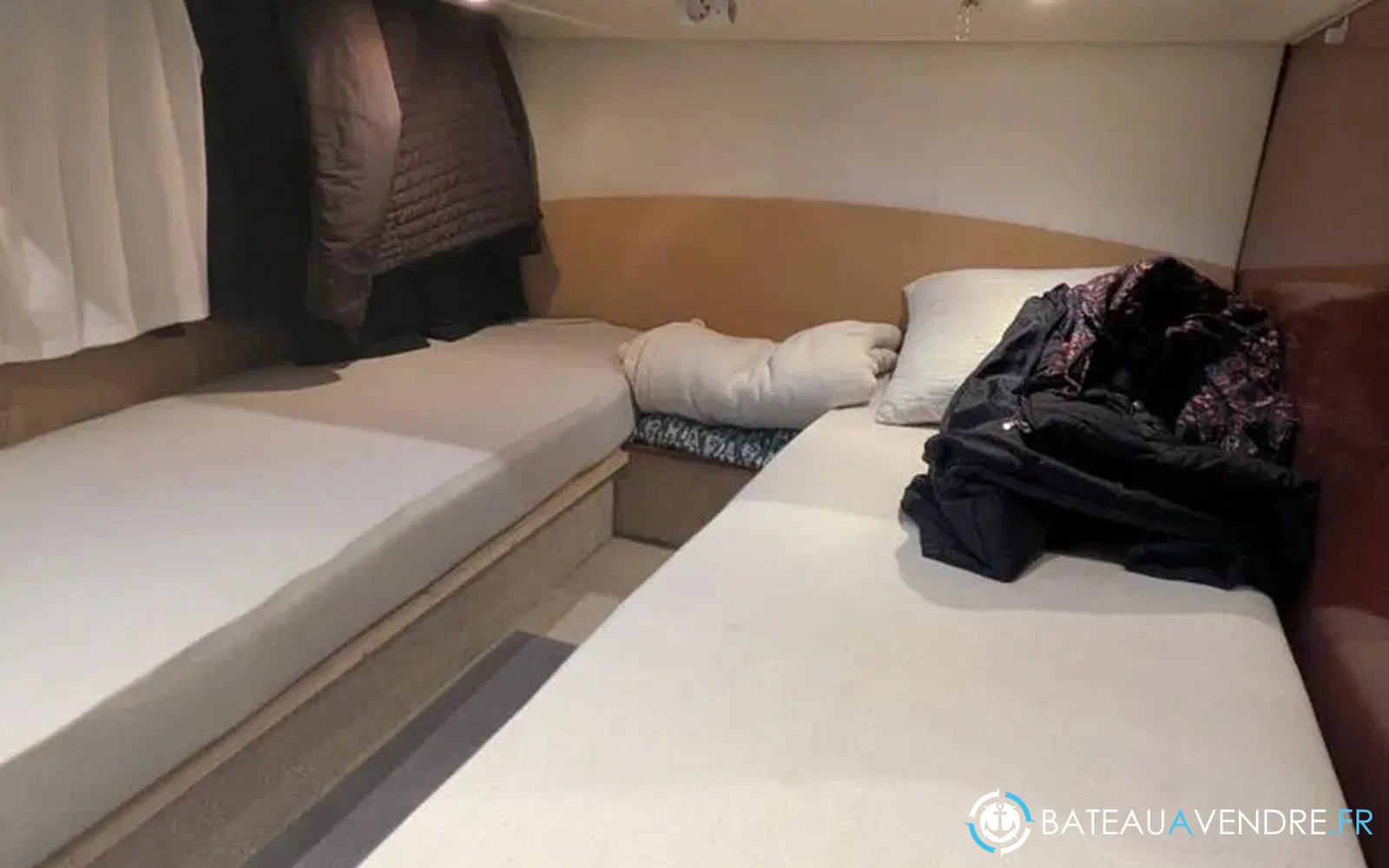 slider 25 Jeanneau Prestige 36 Fly