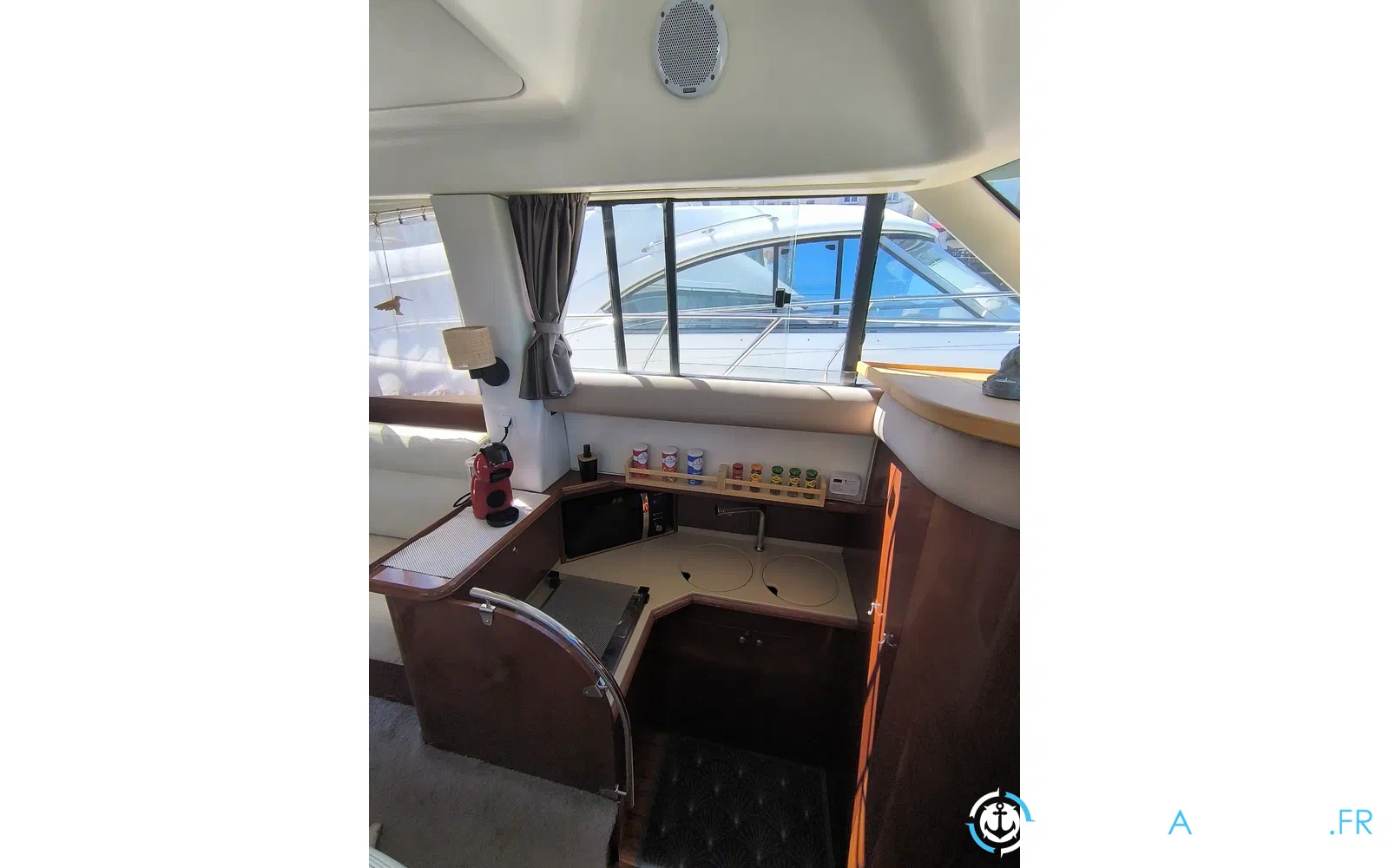 slider 4 Jeanneau Prestige 36 Fly
