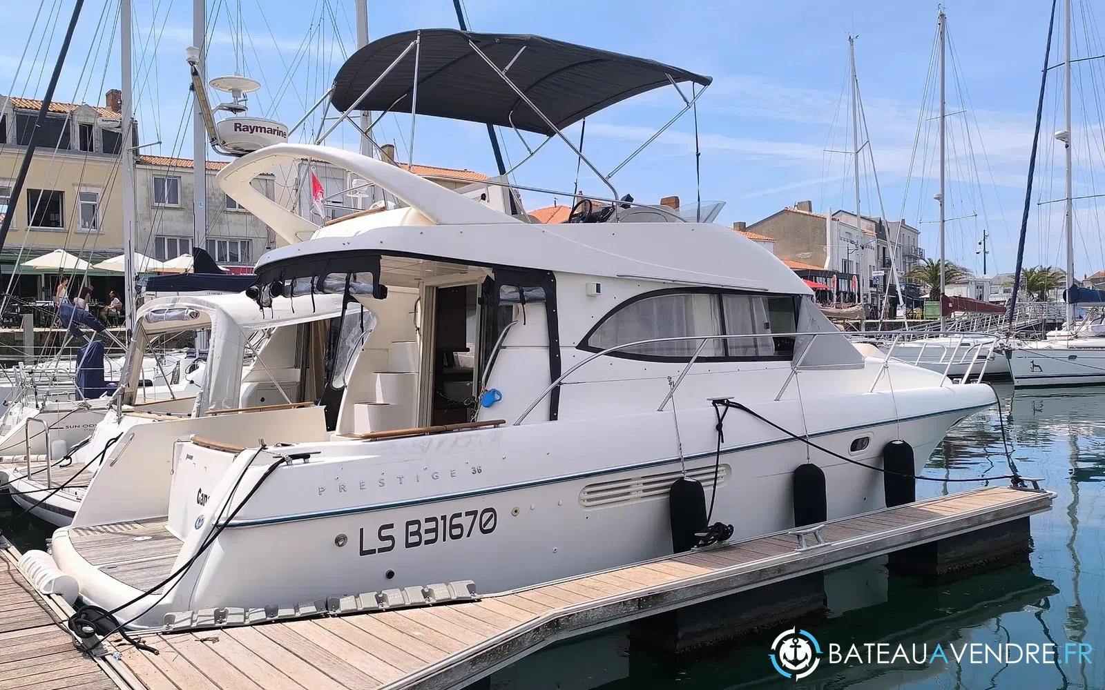 slider 7 Jeanneau Prestige 36 Fly