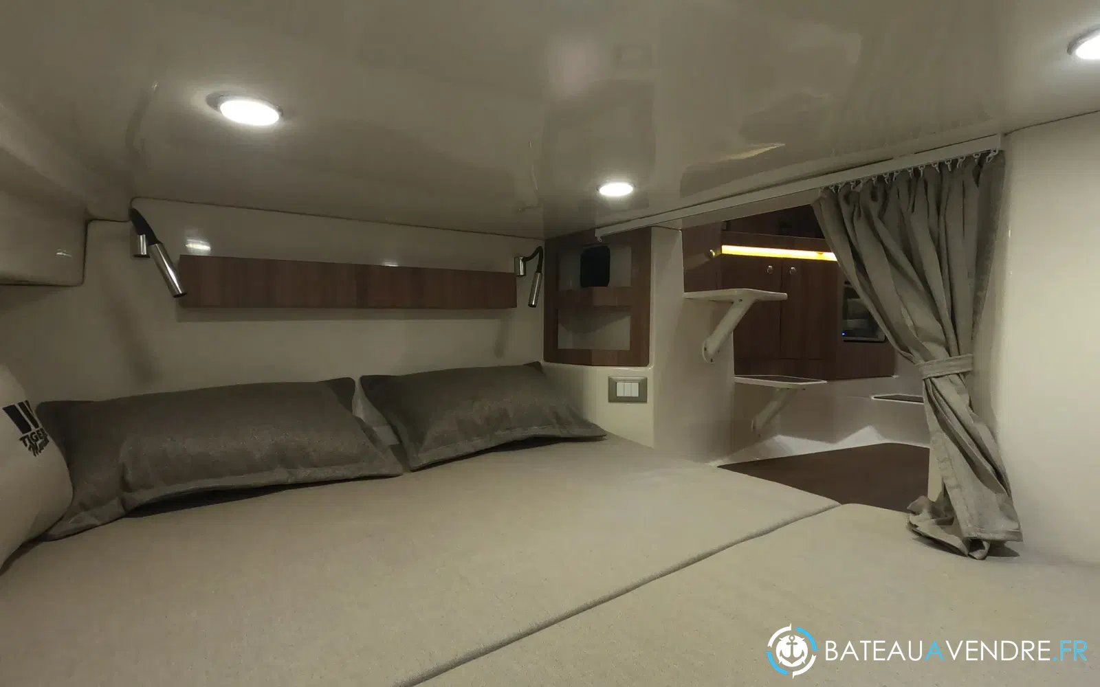 slider 12 Tiger Marine MAXLINE 38