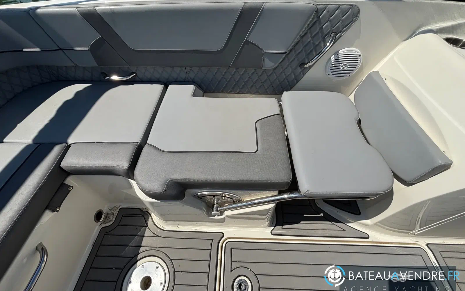 slider 5 Bayliner VR5 BOWRIDER