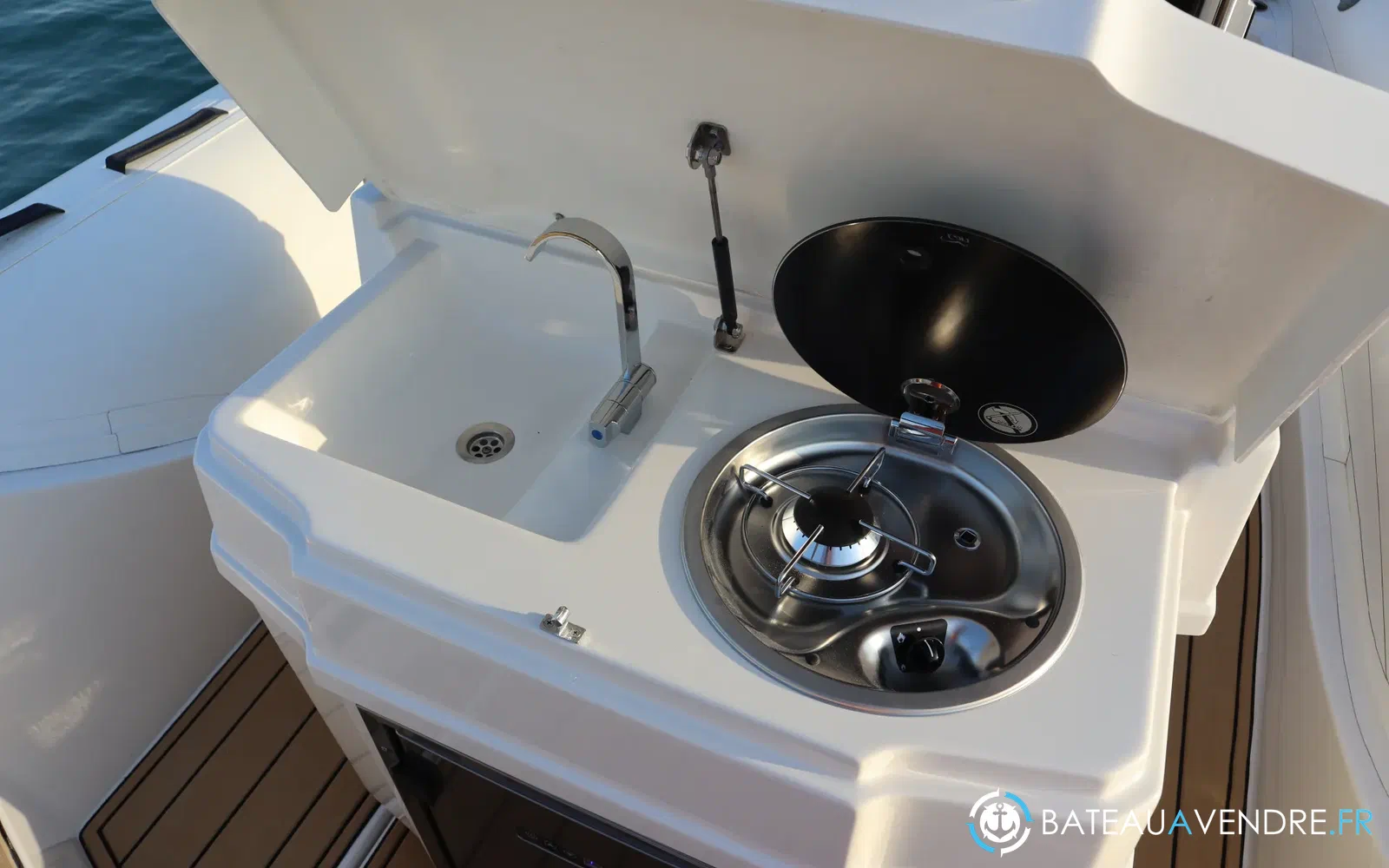 slider 19 Tiger Marine Top Line 950