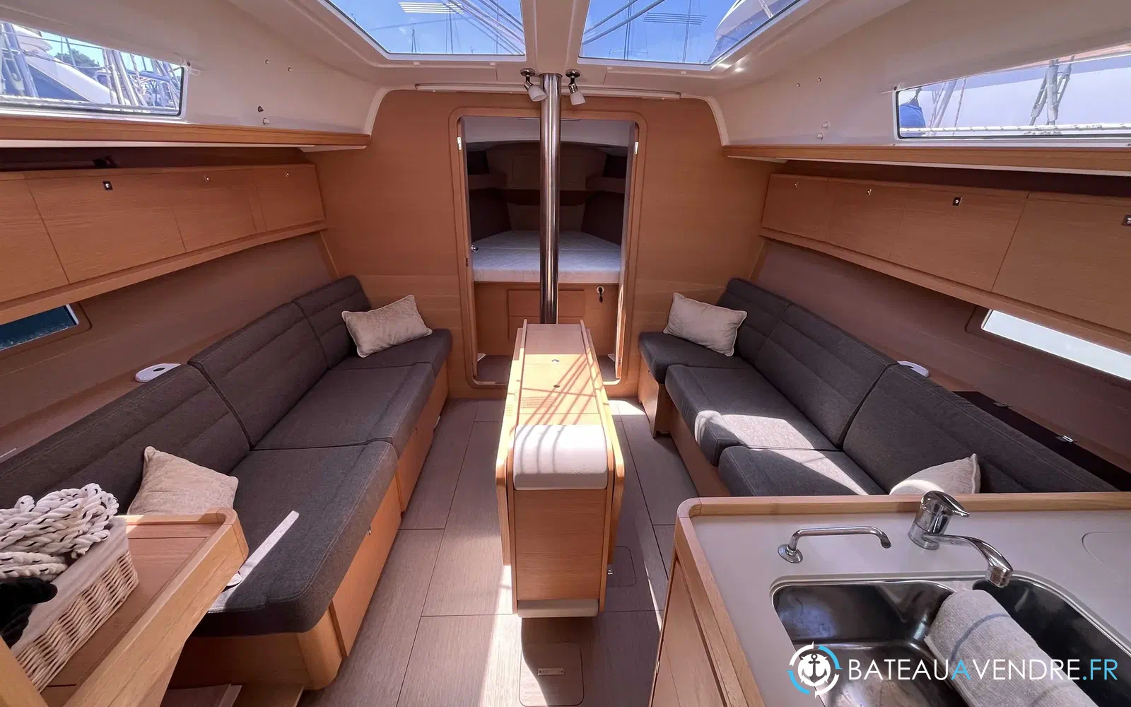 slider 17 Dufour 382 Grand Large