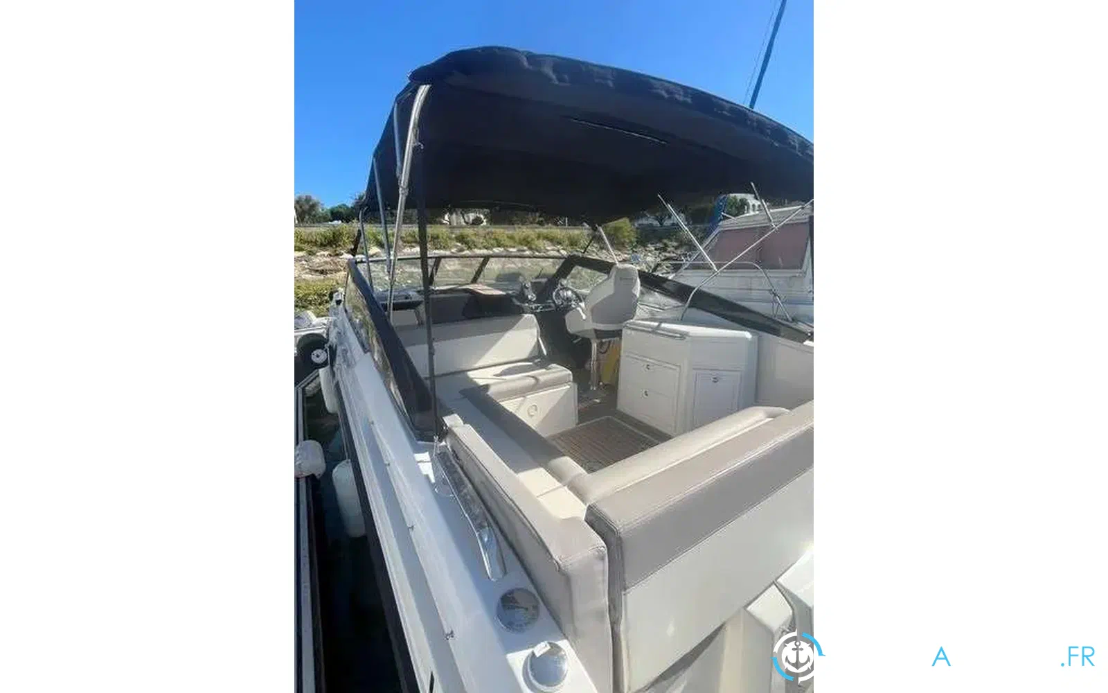 slider 6 Parker 800 Cruiser