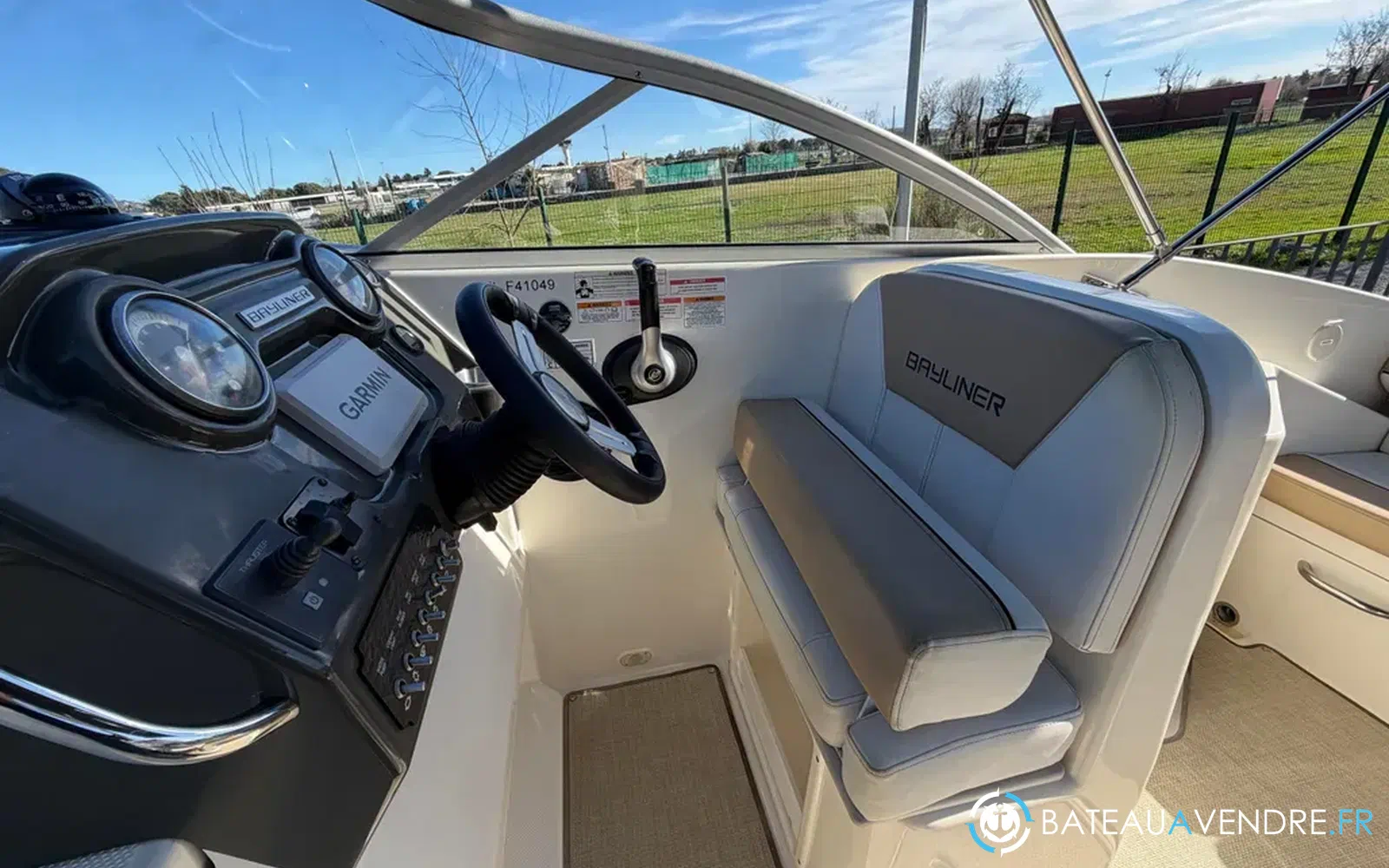 slider 14 Bayliner 742 Cuddy