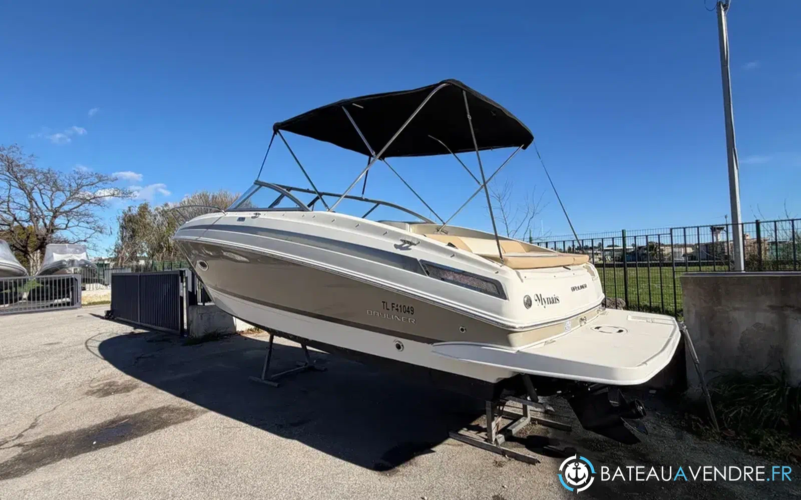 slider 2 Bayliner 742 Cuddy