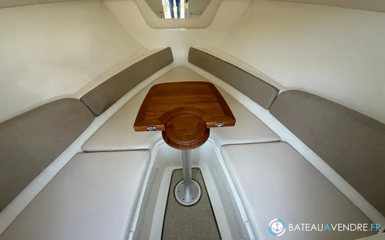 slider 18 Bayliner 742 Cuddy