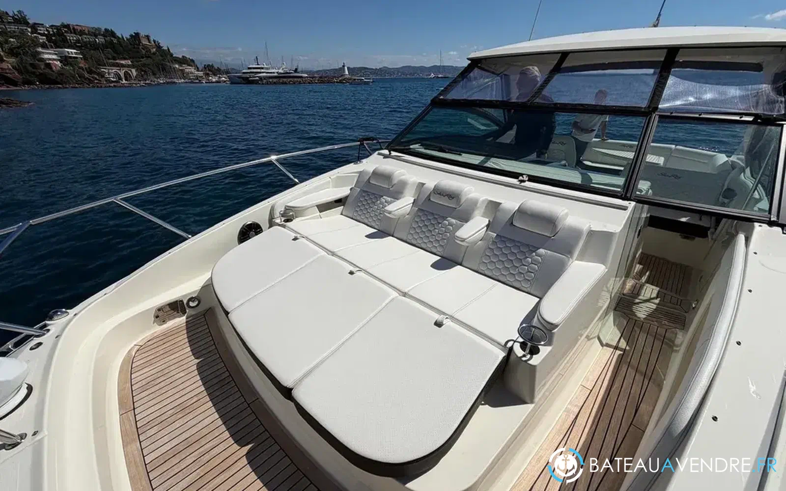 slider 2 Sea Ray 320 Sundancer