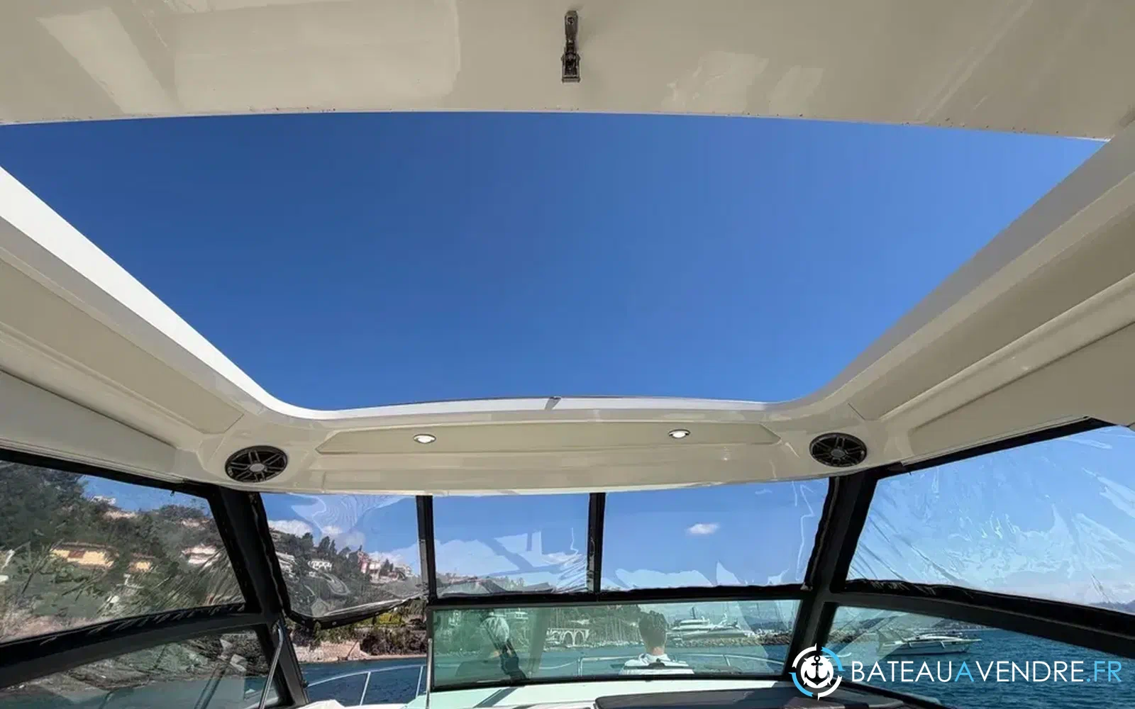 slider 10 Sea Ray 320 Sundancer