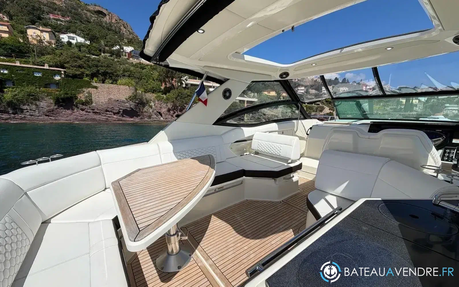 slider 8 Sea Ray 320 Sundancer