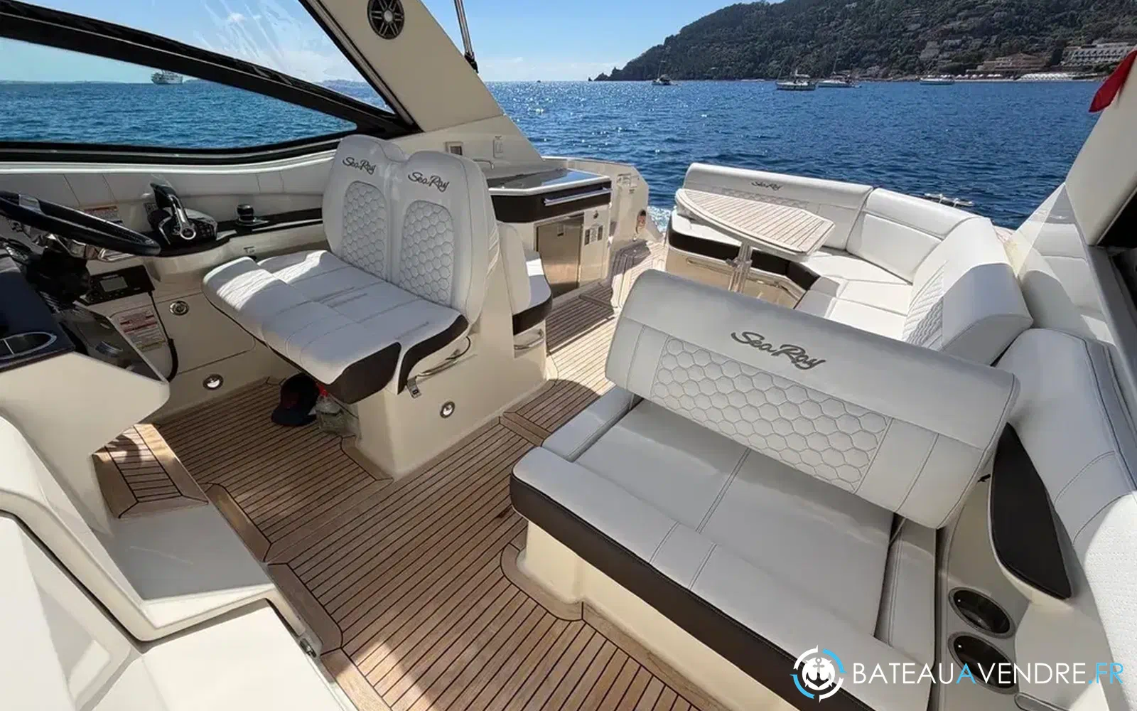 slider 11 Sea Ray 320 Sundancer
