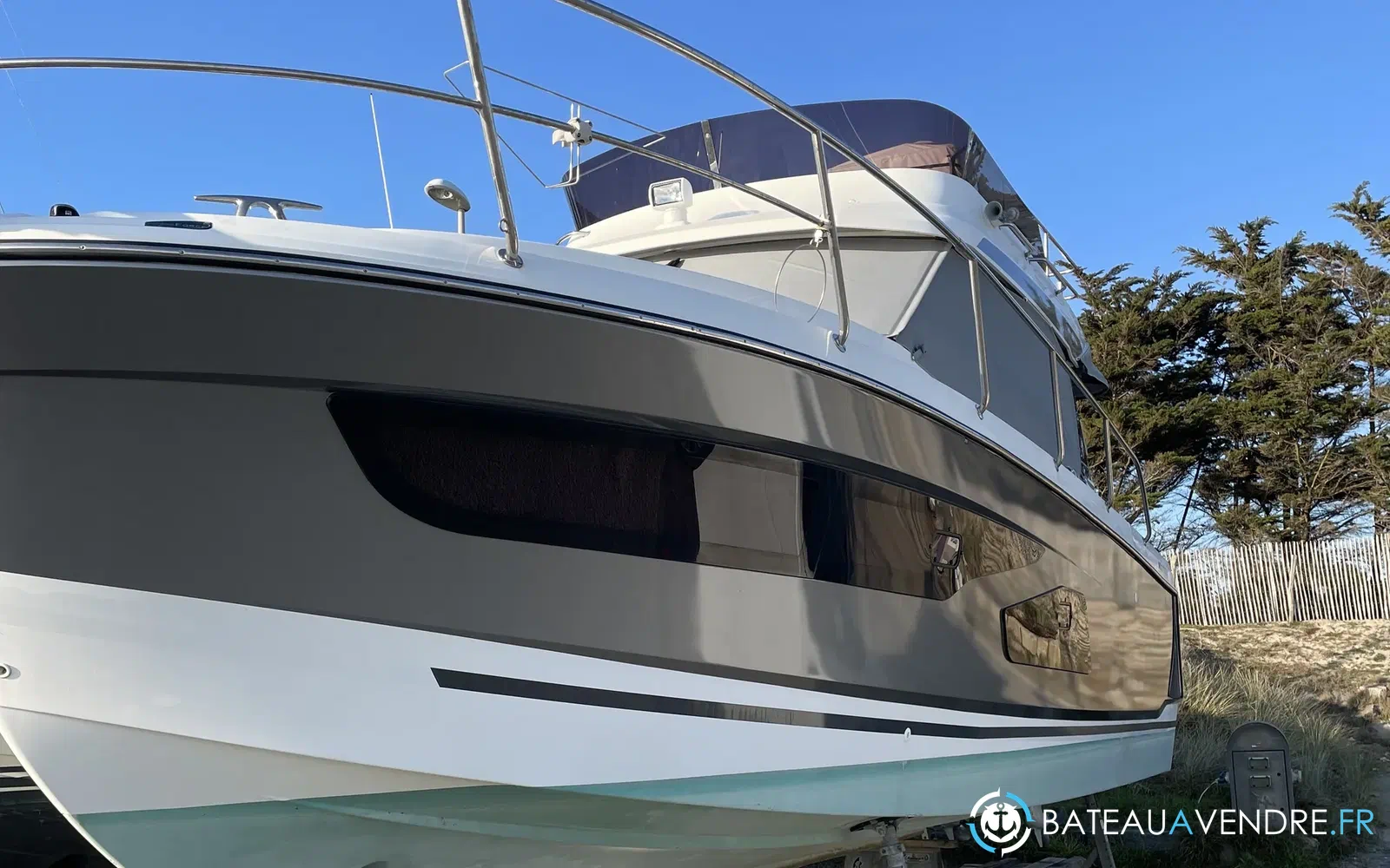 slider 10 Jeanneau Merry Fisher 1095 Fly