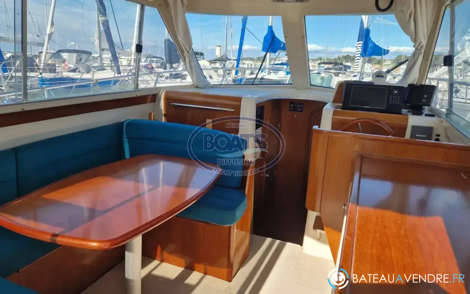 slider 1 Beneteau Antares Serie 9