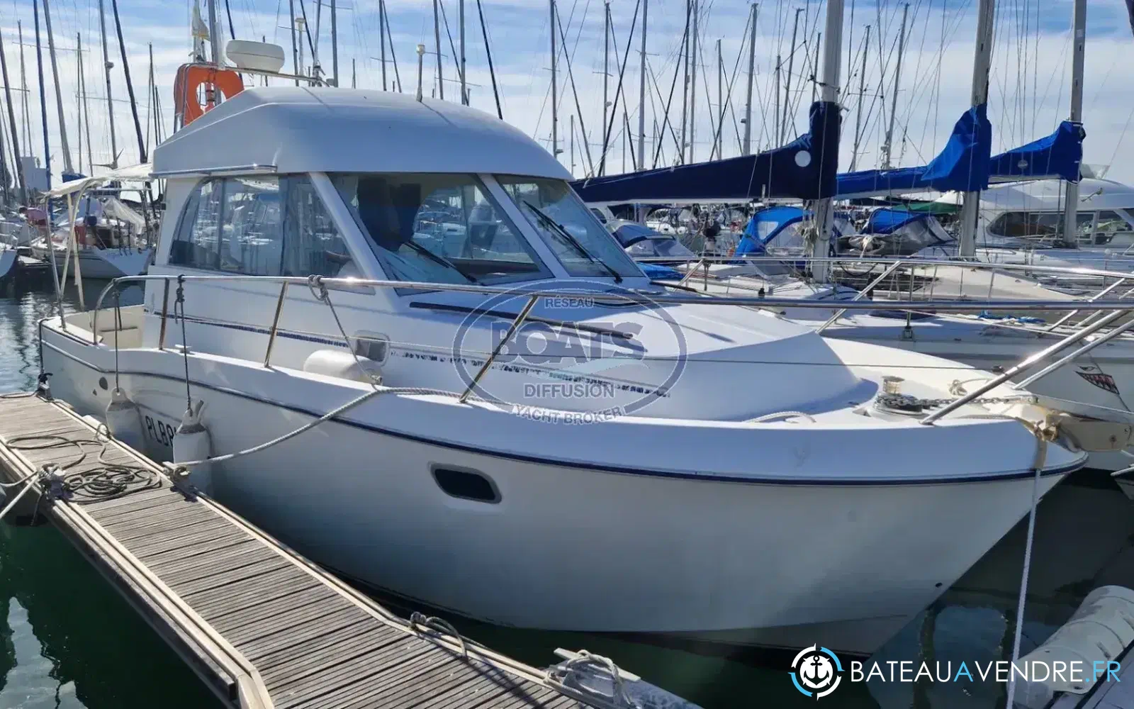slider 6 Beneteau Antares Serie 9
