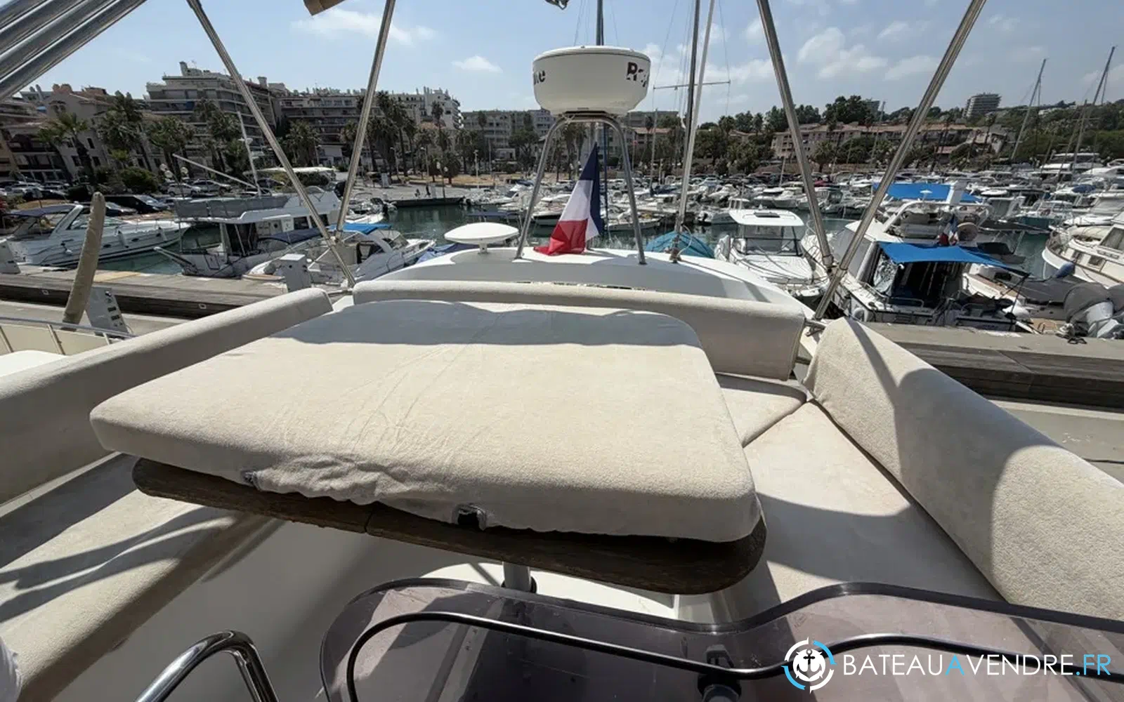 slider 14 Beneteau Monte Carlo 47 Fly