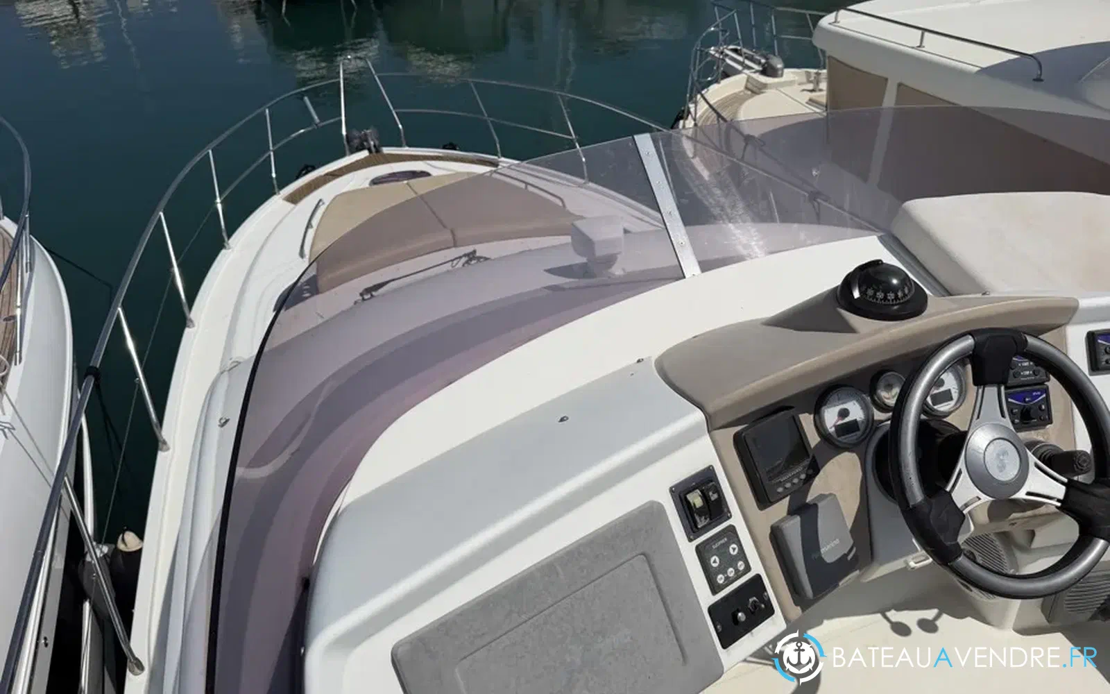 slider 16 Beneteau Monte Carlo 47 Fly