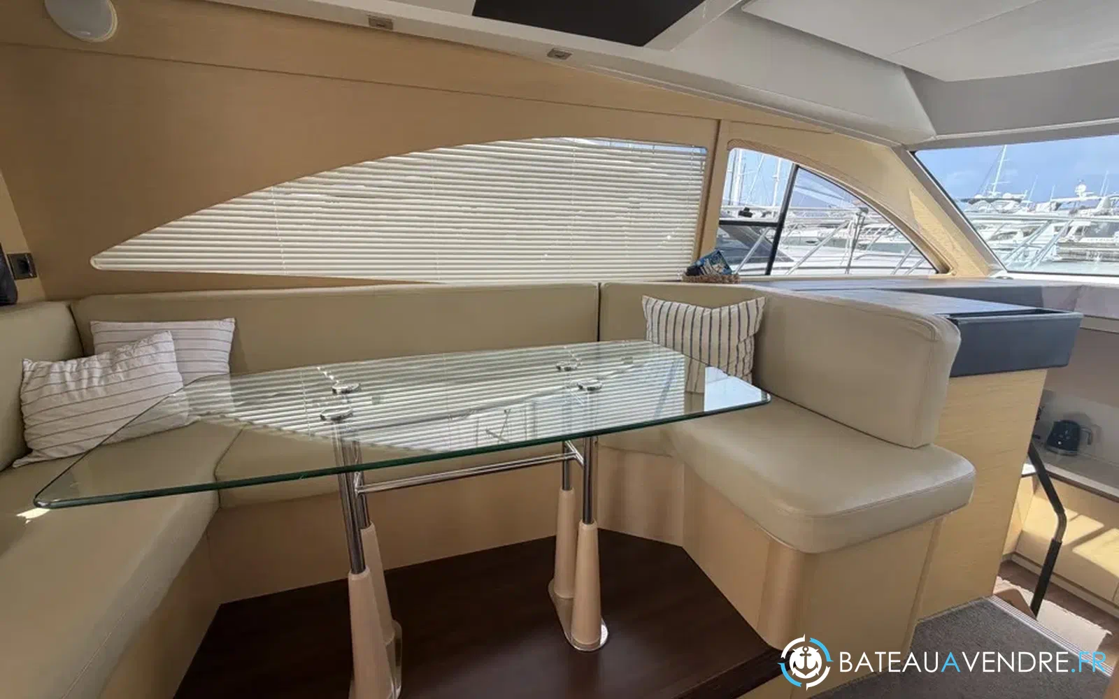 slider 18 Beneteau Monte Carlo 47 Fly