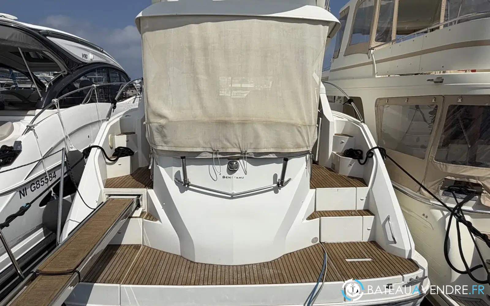 slider 2 Beneteau Monte Carlo 47 Fly