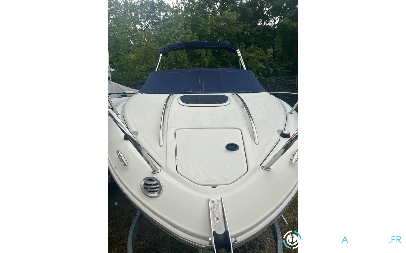 slider 8 Sea Ray 220 Sunsport
