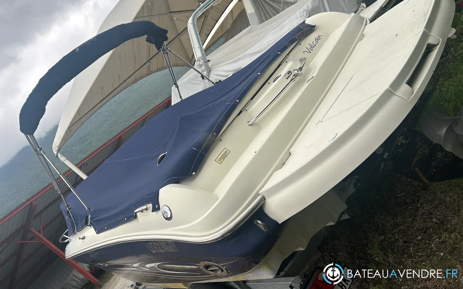 slider 7 Sea Ray 220 Sunsport