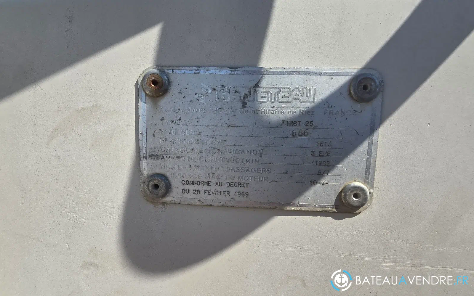slider 44 Beneteau First 25