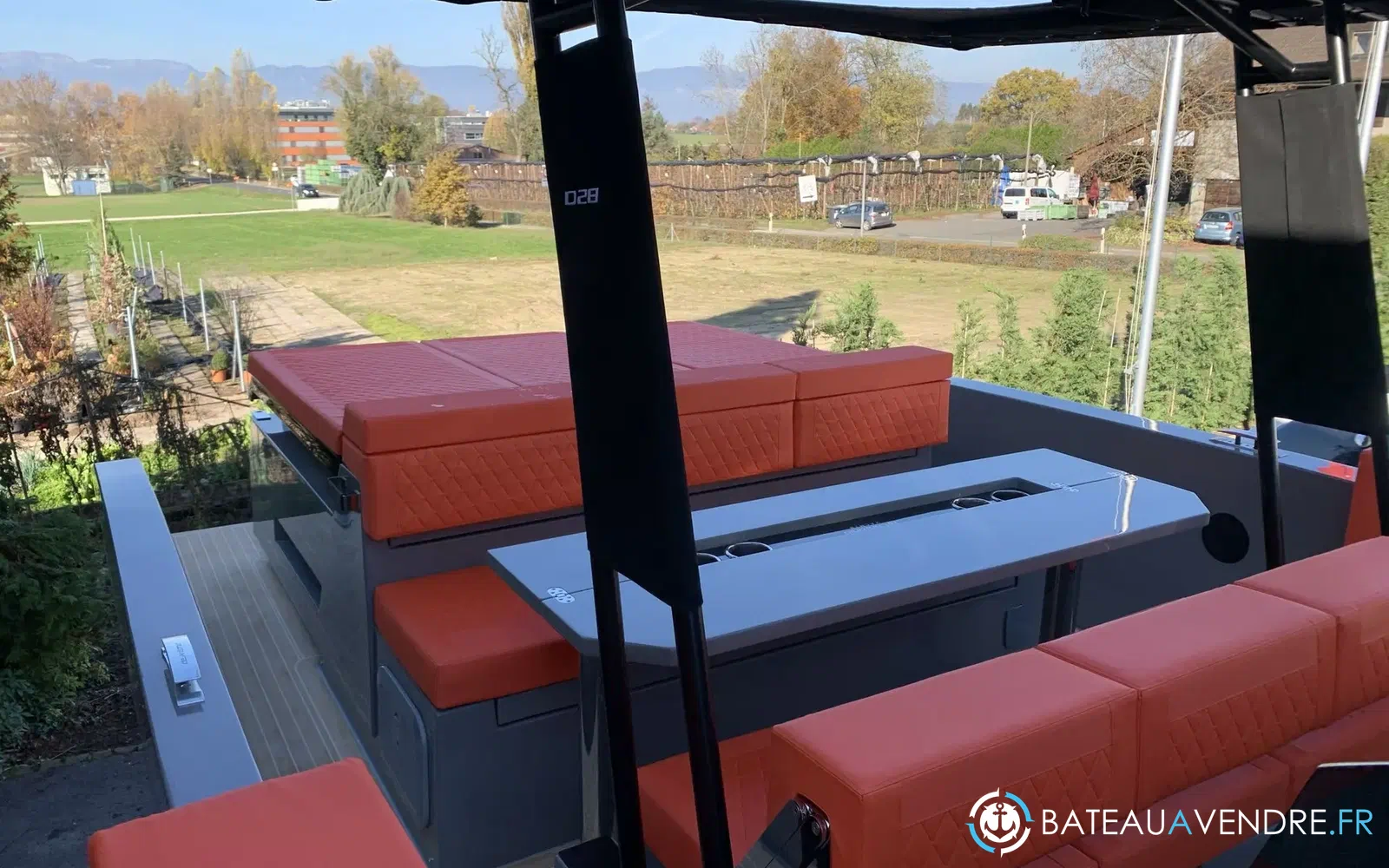 slider 13 De Antonio Yachts D28
