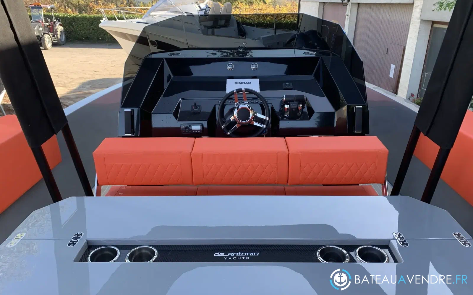 slider 14 De Antonio Yachts D28