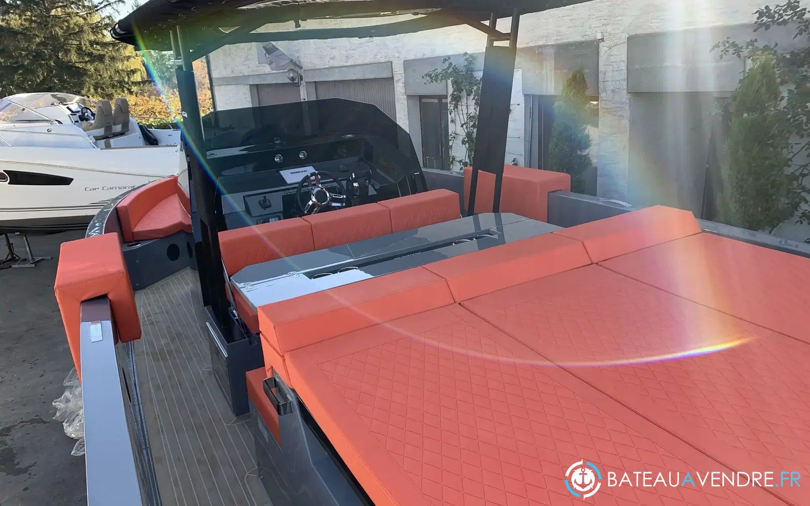 slider 17 De Antonio Yachts D28