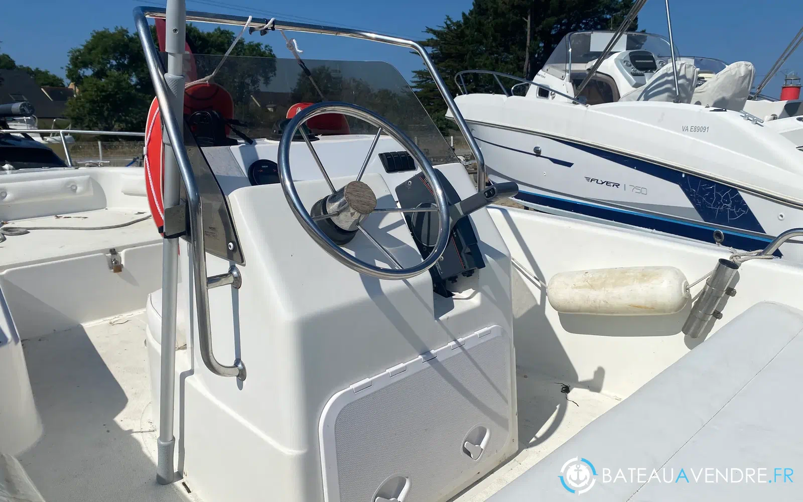 slider 2 Sessa Marine Key Largo 16
