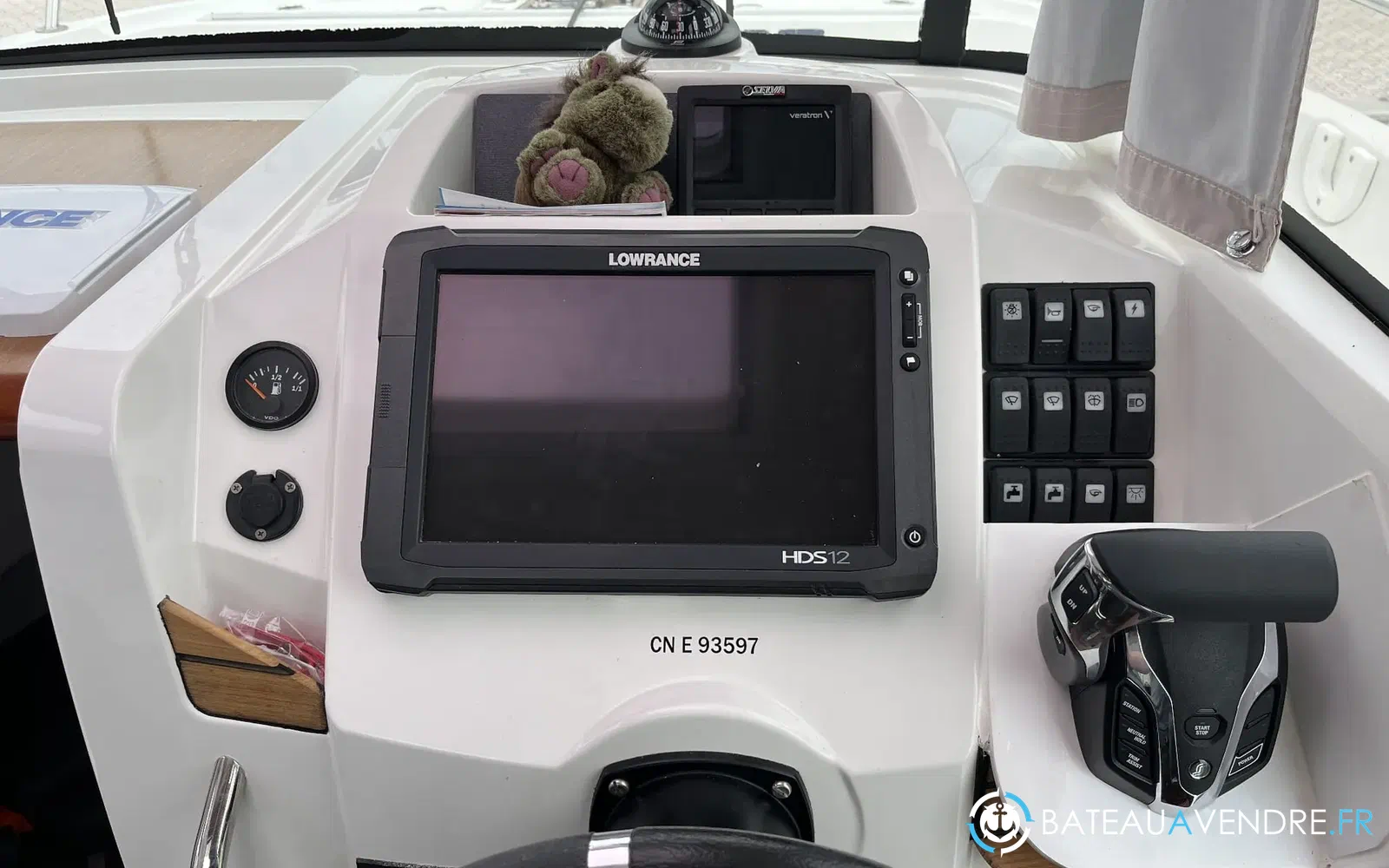 slider 12 Beneteau Barracuda 7