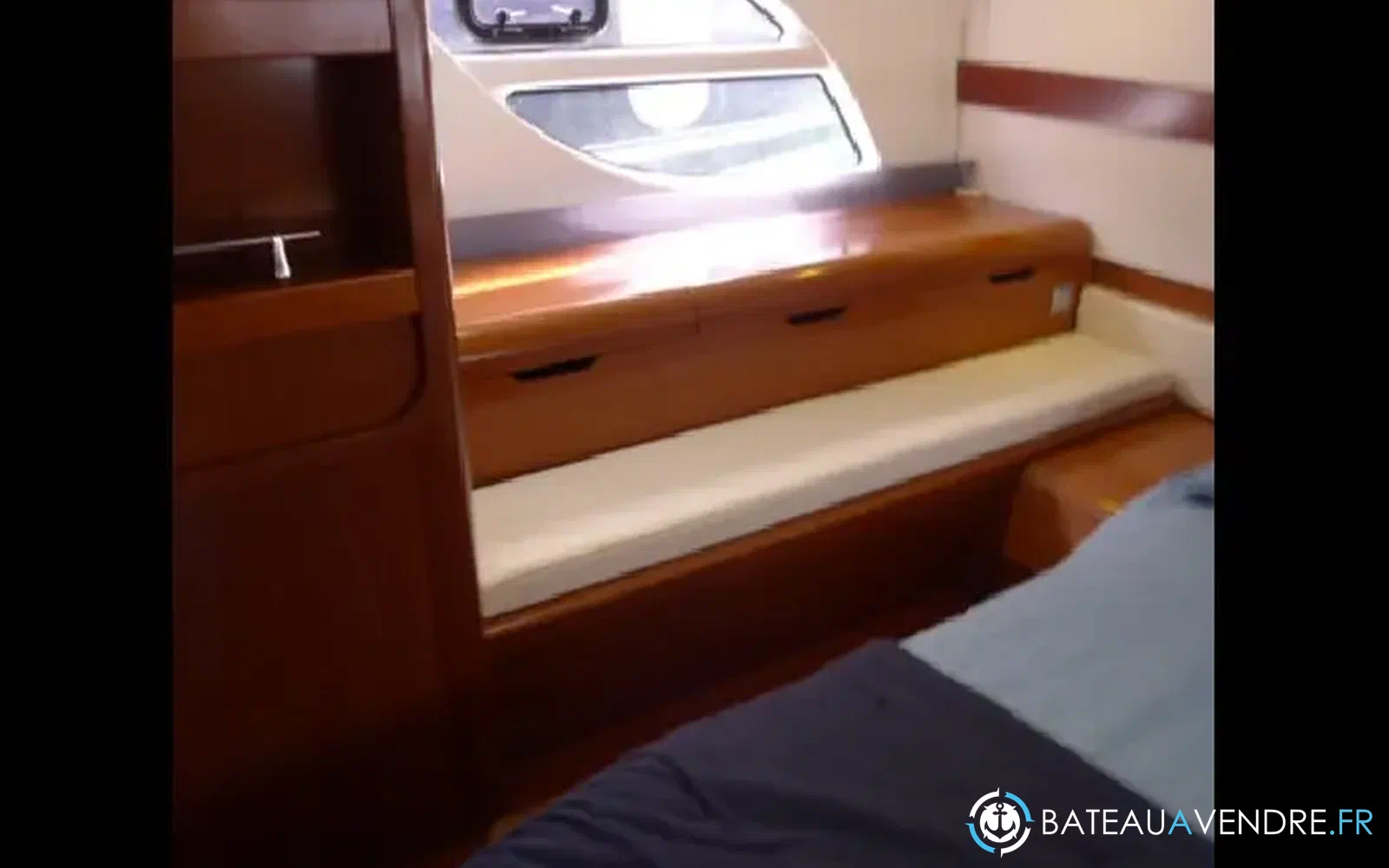 slider 14 Beneteau Monte Carlo 42