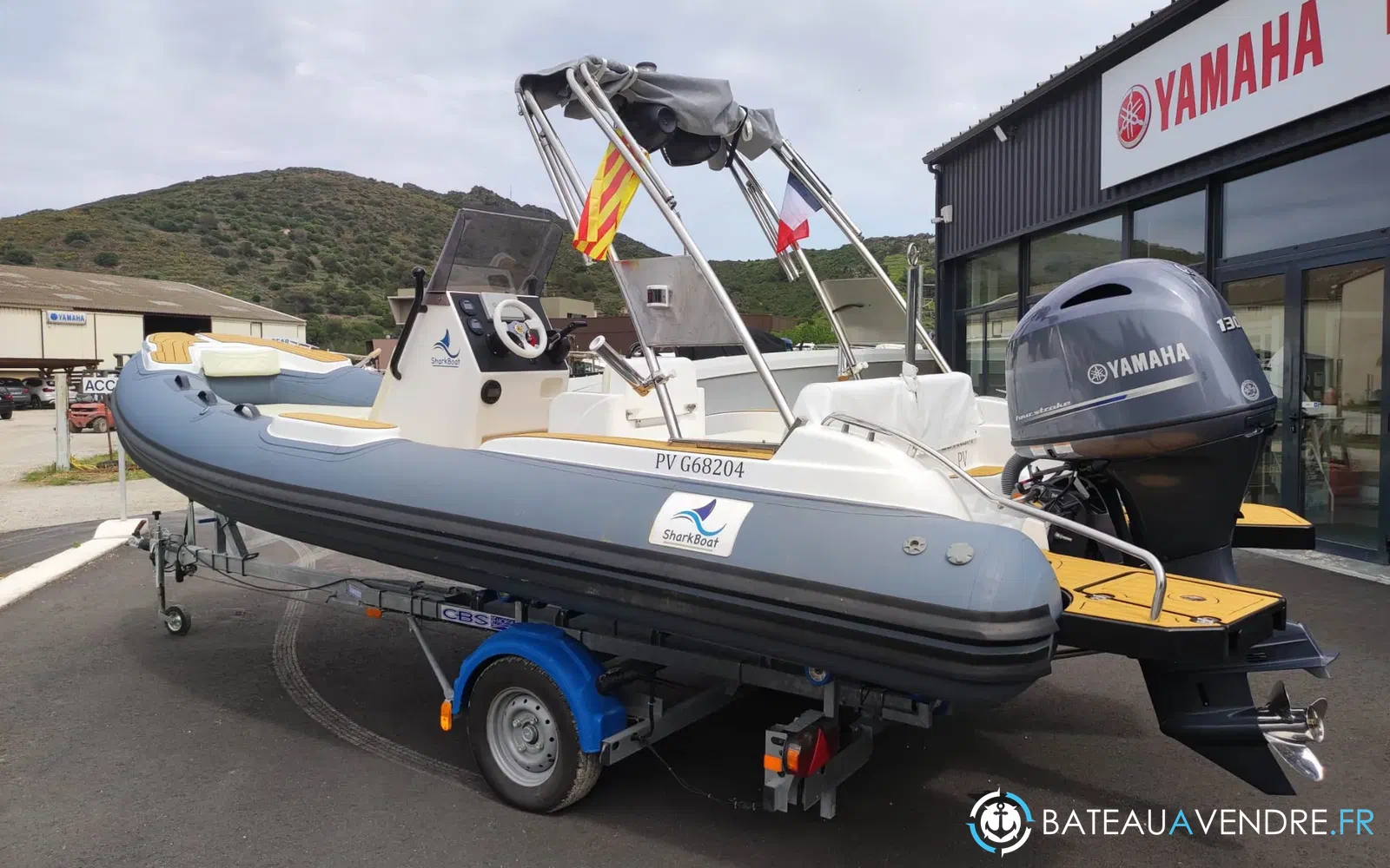 slider 18 Sharkboat Loup 59 SL