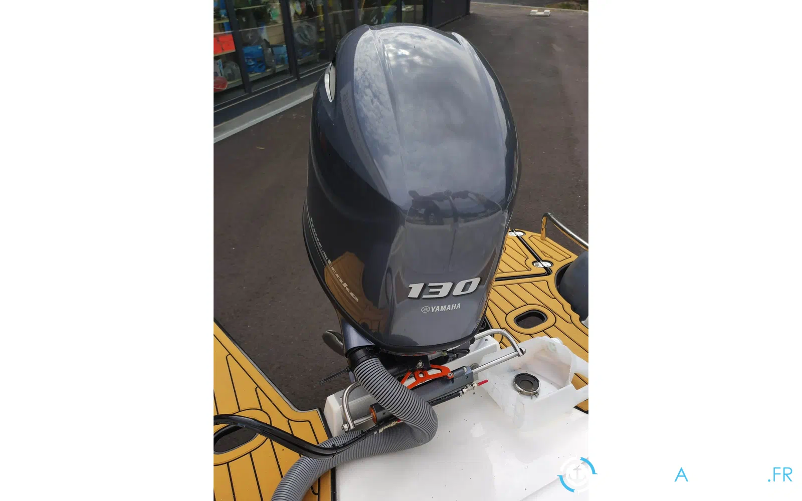 slider 20 Sharkboat Loup 59 SL