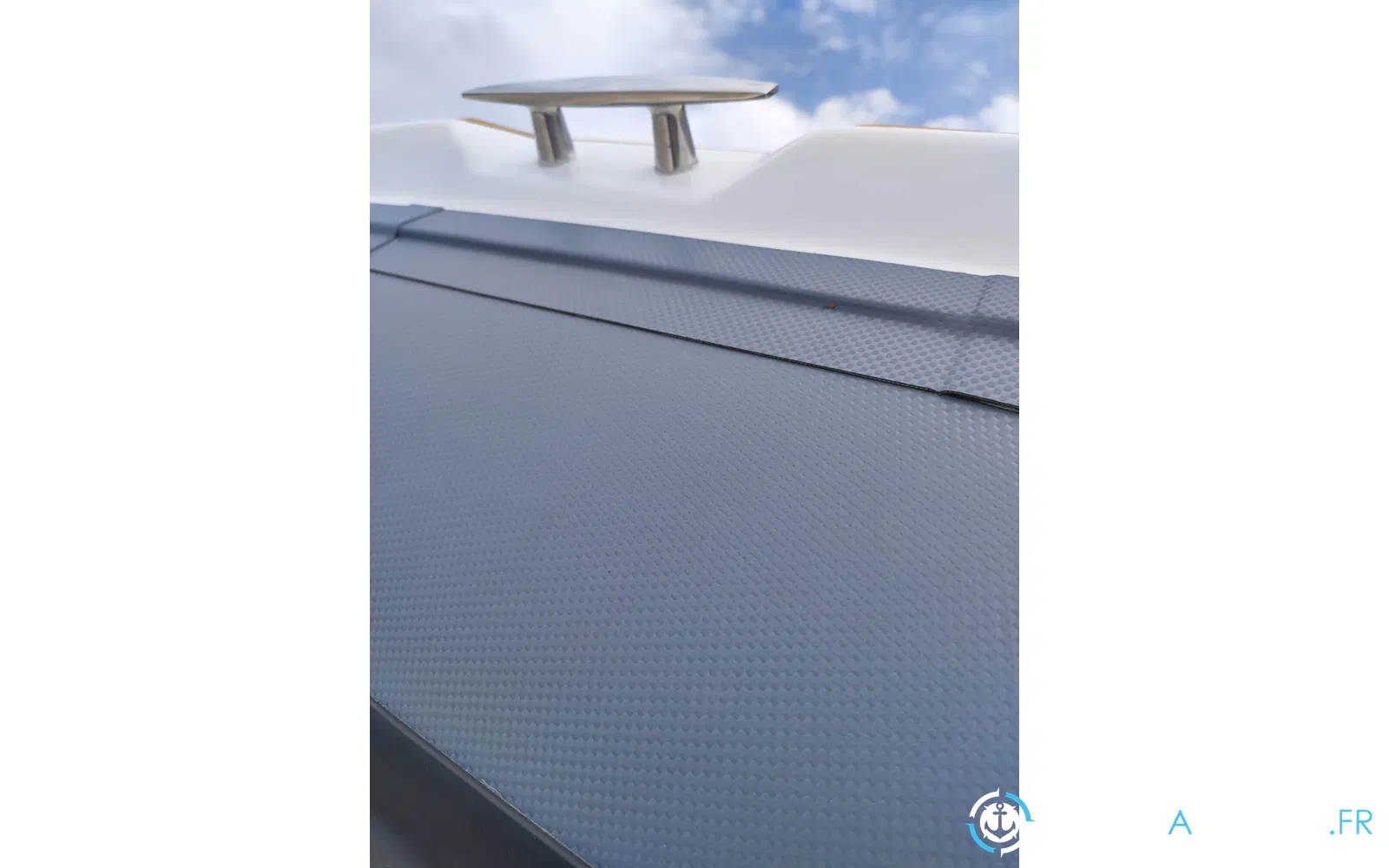 slider 29 Sharkboat Loup 59 SL