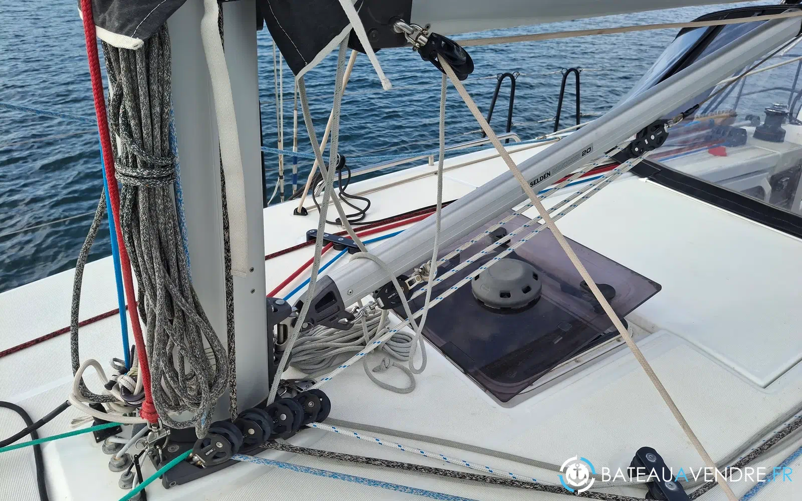 slider 23 Jeanneau Sun Odyssey 380