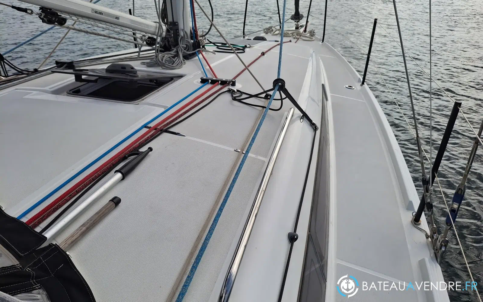 slider 24 Jeanneau Sun Odyssey 380